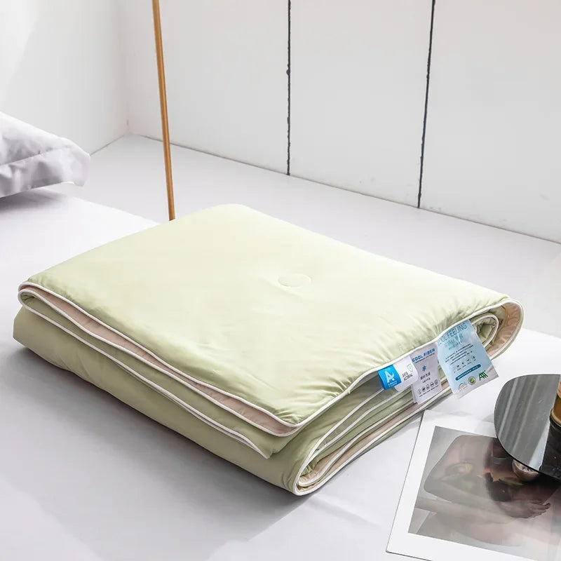 Silkoolux™ Cooling Blanket